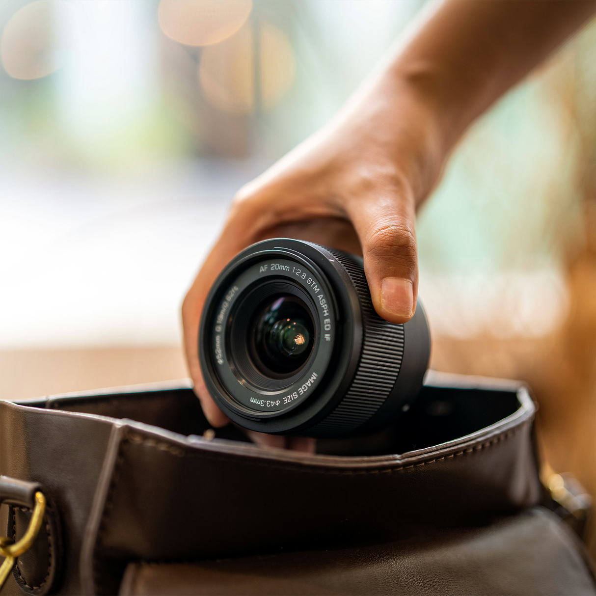 Objective | AF 20 mm | F/2.8 Fe | Sony E-Mount